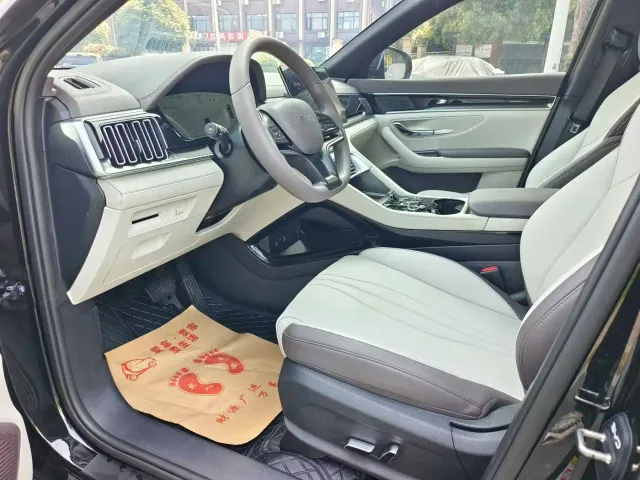 BYD Song PLUS — Фото автомобиля 9