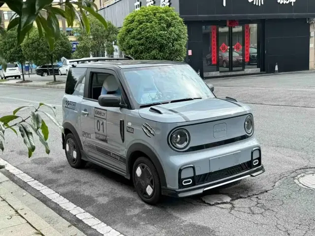 Geely Panda — Фото автомобиля 3