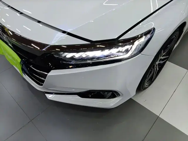 Honda Accord — Фото автомобиля 23