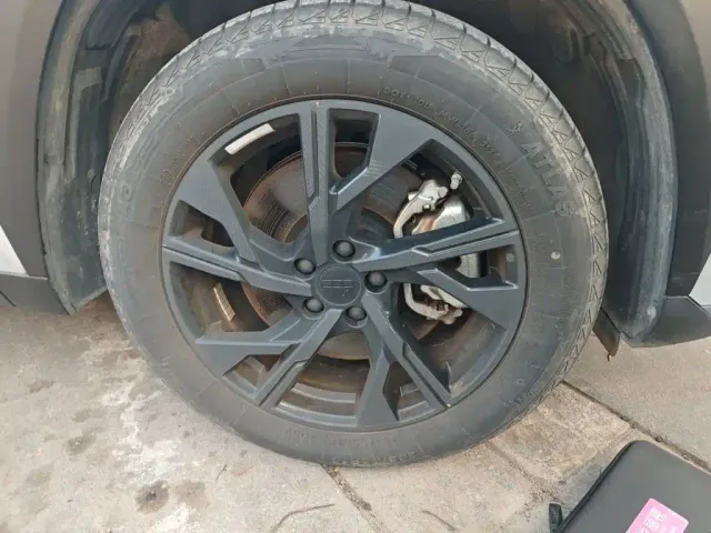 Geely Galaxy L7 — Фото автомобиля 25