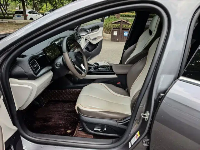 BYD Qin PLUS — Фото автомобиля 7