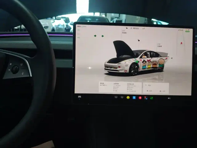 Tesla Model 3 — Фото автомобиля 13