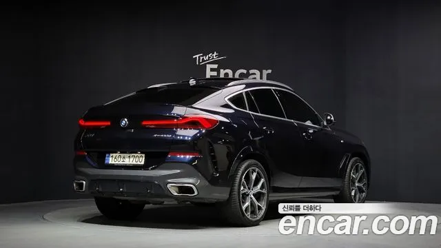 BMW X6 — Фото автомобиля 2