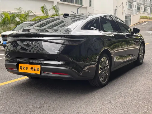 BYD Seal 07 EV — Фото автомобиля 7