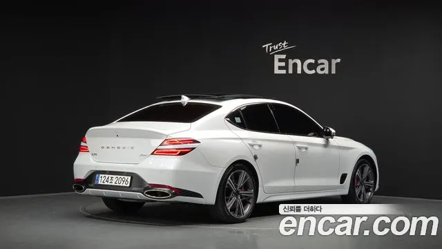 Genesis G70 — Фото автомобиля 2