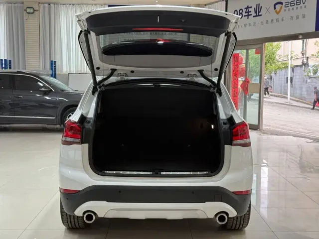 BMW X1 — Фото автомобиля 23