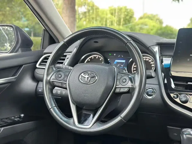 Toyota Camry — Фото автомобиля 11