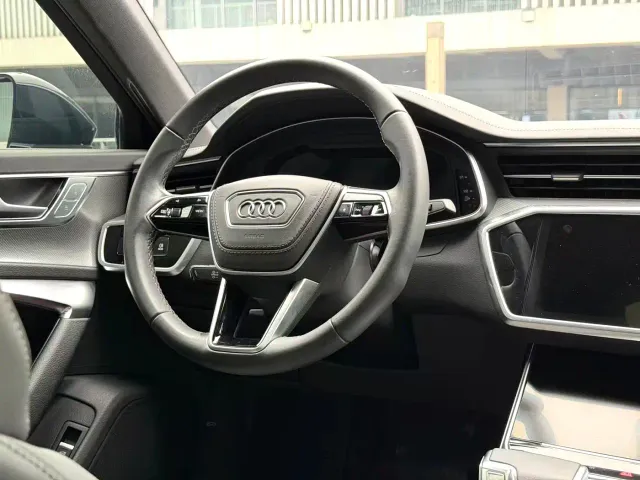 Audi A6L — Фото автомобиля 6