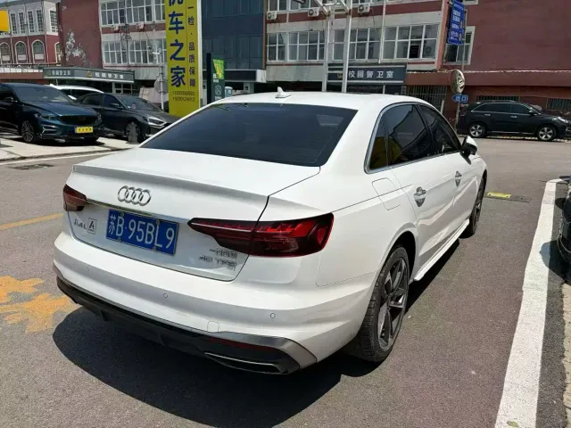 Audi A4L — Фото автомобиля 6