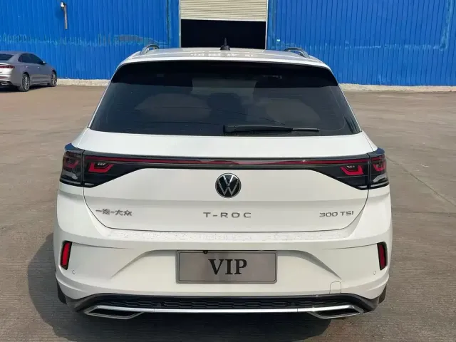 Volkswagen T-Roc — Фото автомобиля 4