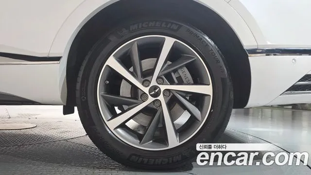 Genesis GV80 — Фото автомобиля 20