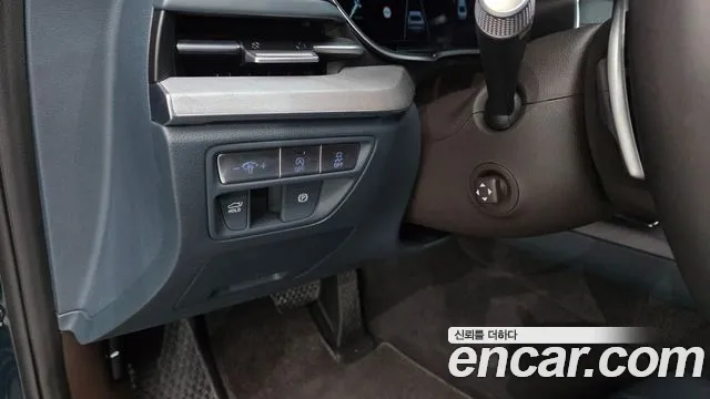 Genesis G80 Бензин 2.5 турбо AWD — Фото автомобиля 27