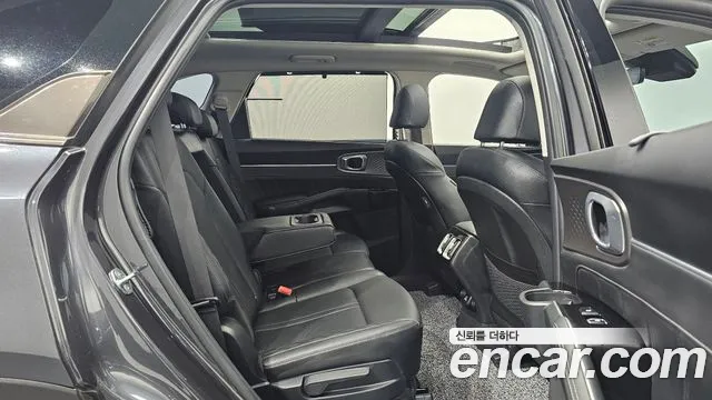Kia Sorento Sorento 4-е поколение Бензин 2.5T 4WD — Фото автомобиля 12