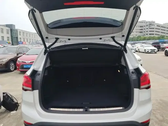BMW X1 — Фото автомобиля 18
