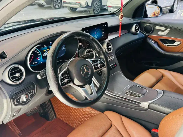 Mercedes-Benz GLC Coupe — Фото автомобиля 4