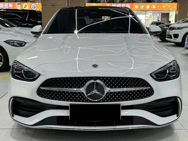Mercedes-Benz C-Class — Фото автомобиля 2