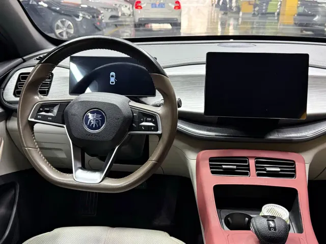 BYD Qin PLUS — Фото автомобиля 17