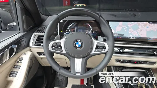 BMW X7 — Фото автомобиля 11