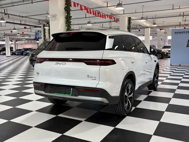 BYD Song Pro — Фото автомобиля 4