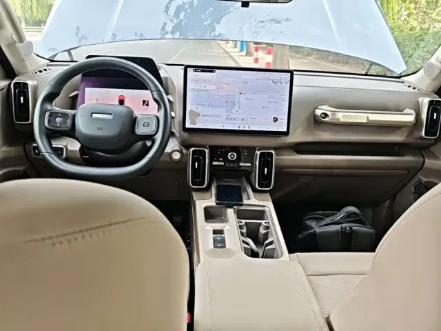 Haval Big Dog — Фото автомобиля 9