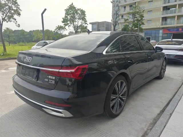 Audi Audi A6L 2024 45 TFSI quattro Premium Dynamic — Фото автомобиля 5