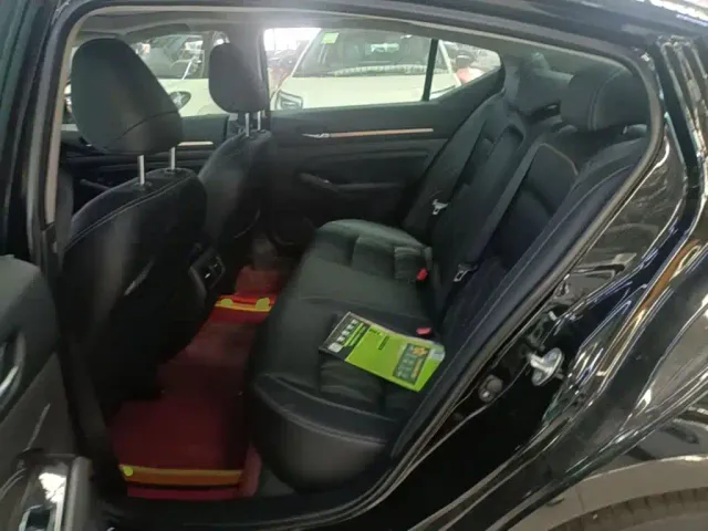 Nissan Teana — Фото автомобиля 16