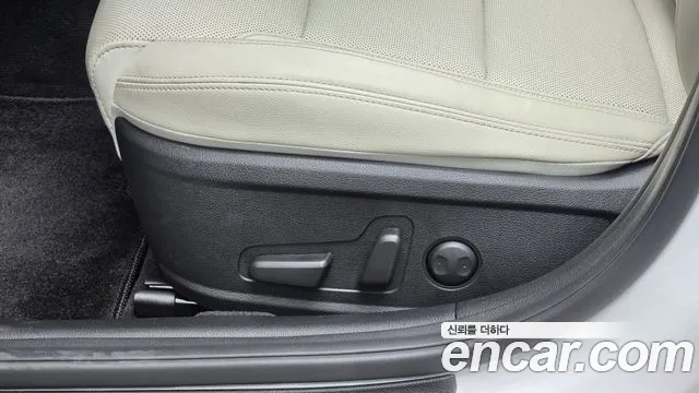 Hyundai Grandeur Новый Grandeur IG — Фото автомобиля 20