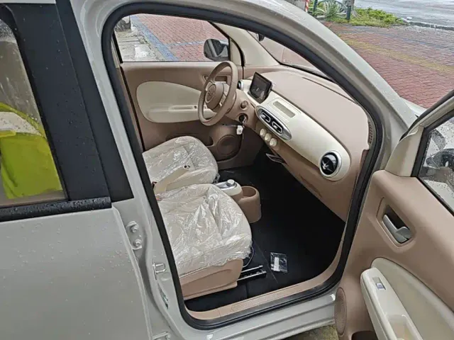 Wuling Hongguang Mini EV — Фото автомобиля 19