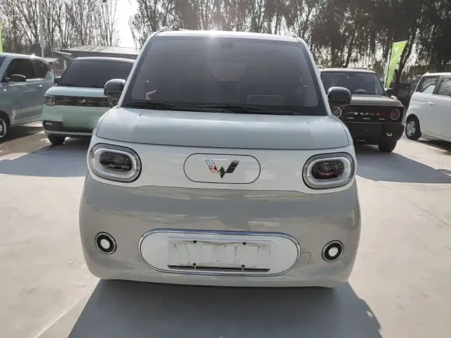 Wuling Hongguang Mini EV — Фото автомобиля 2