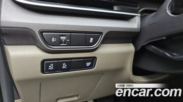 Kia Carnival — Фото автомобиля 14