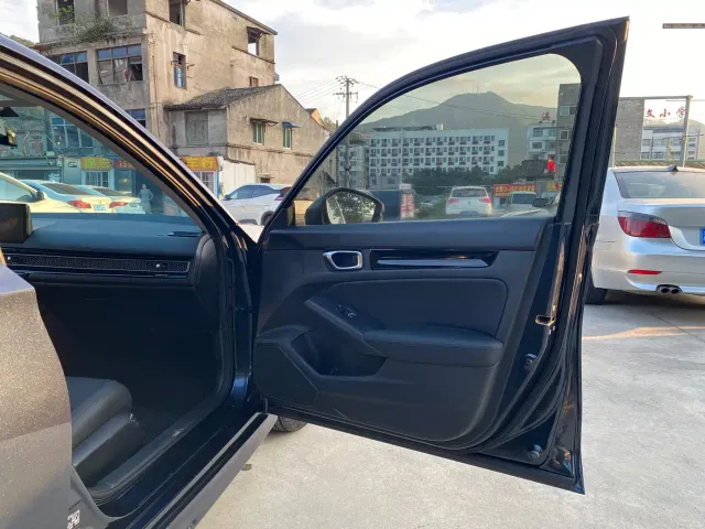 Honda Civic — Фото автомобиля 15