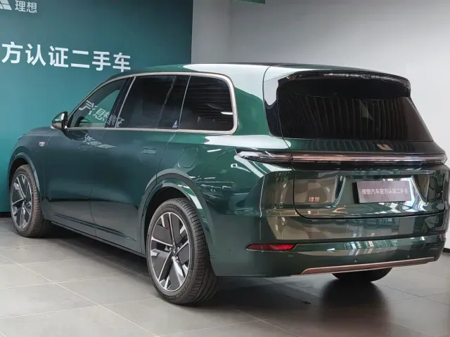 Li Auto L9 — Фото автомобиля 6