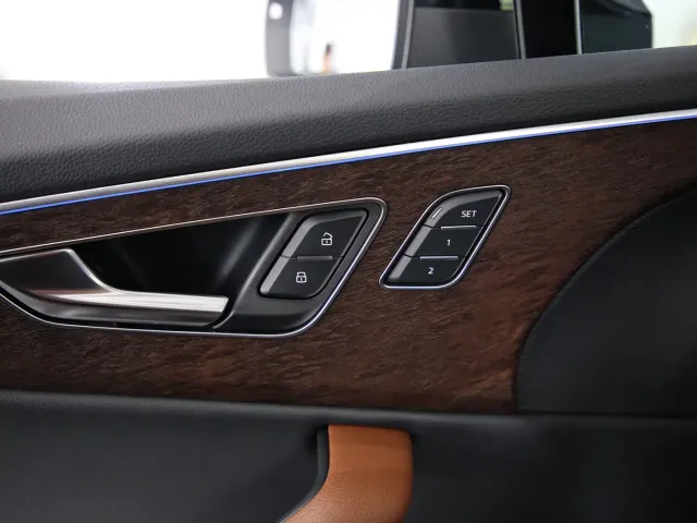 Audi Q7 — Фото автомобиля 4
