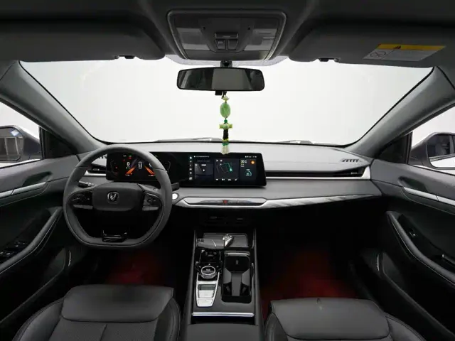 Changan Raeton Plus — Фото автомобиля 12