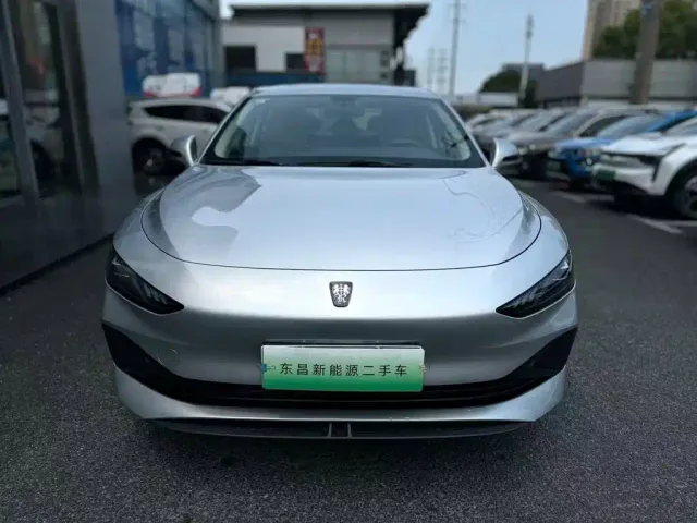 Roewe D7 — Фото автомобиля 3