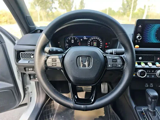 Honda Civic — Фото автомобиля 10
