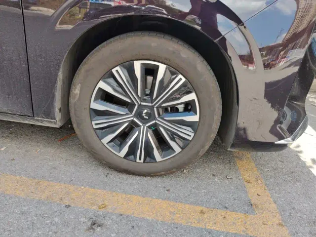 Wuling Starlight 730 — Фото автомобиля 25