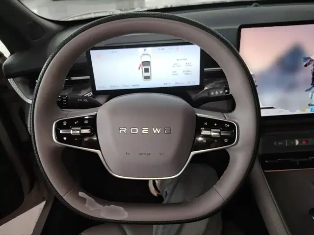 Roewe Roewe M7 DMH 2025 Base — Фото автомобиля 10