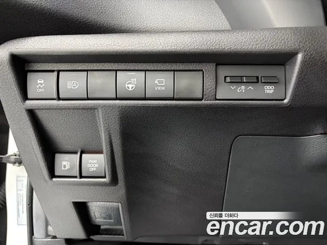 Toyota Sienna Generation 4 — Фото автомобиля 12