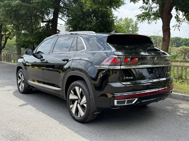 Volkswagen Teramont — Фото автомобиля 12