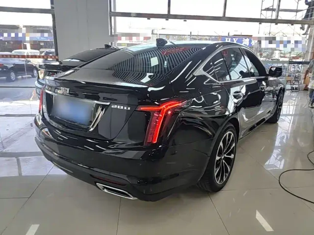 Cadillac CT5 — Фото автомобиля 6