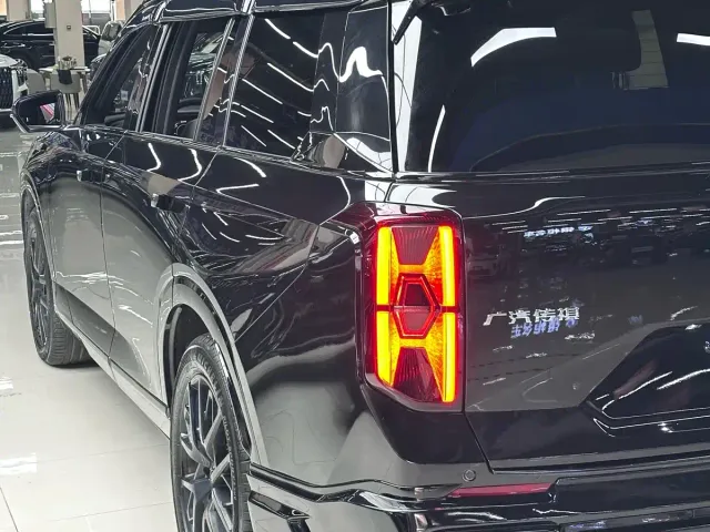 GAC Trumpchi GS8 — Фото автомобиля 7