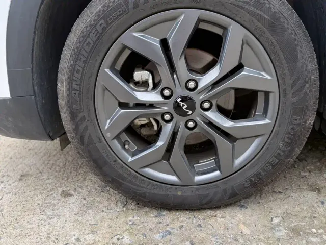 Kia Seltos — Фото автомобиля 9
