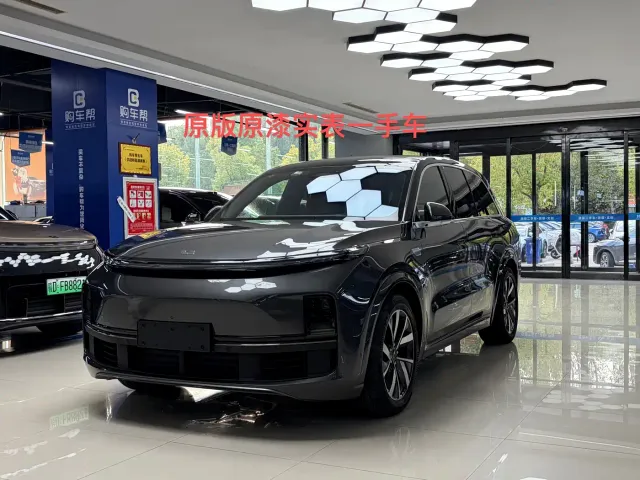 Фотография автомобиля — Li Auto L8