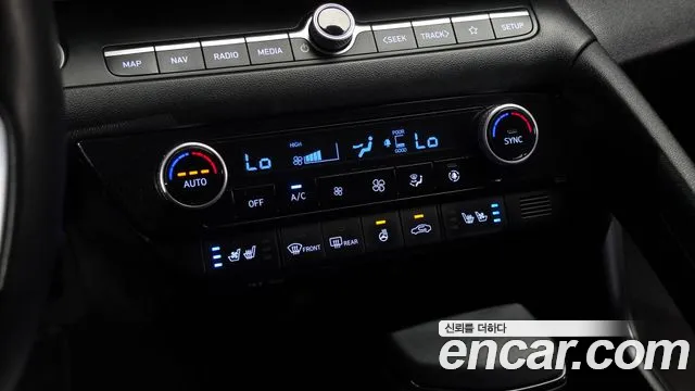 Hyundai Avante CN7 — Фото автомобиля 18