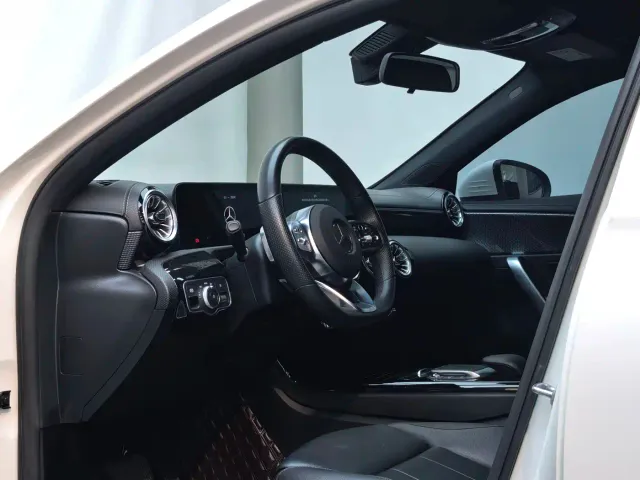 Mercedes-Benz A-Class — Фото автомобиля 10