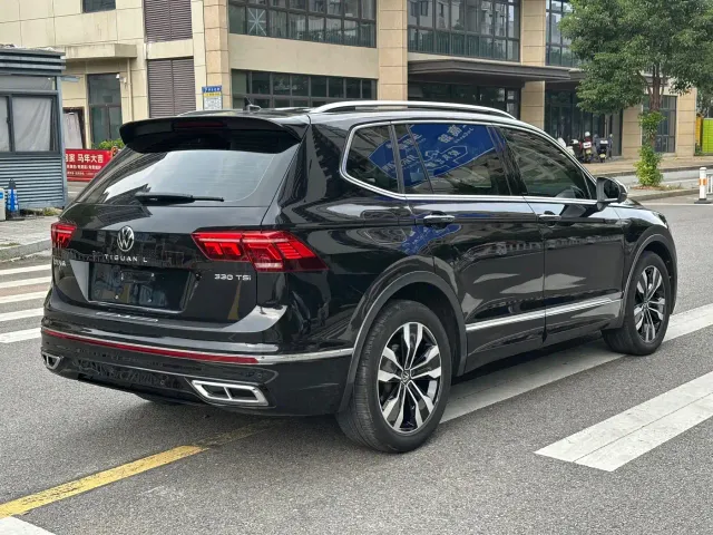 Volkswagen Tiguan L — Фото автомобиля 9