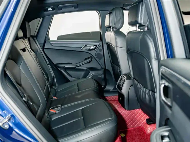Porsche Macan — Фото автомобиля 20