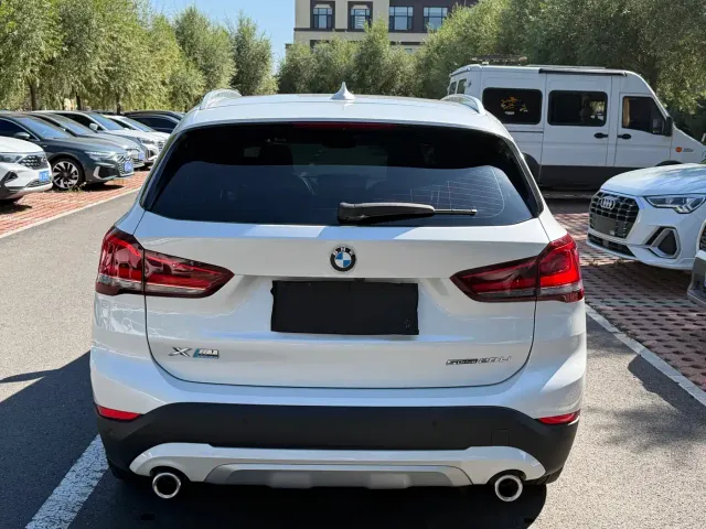 BMW X1 — Фото автомобиля 5