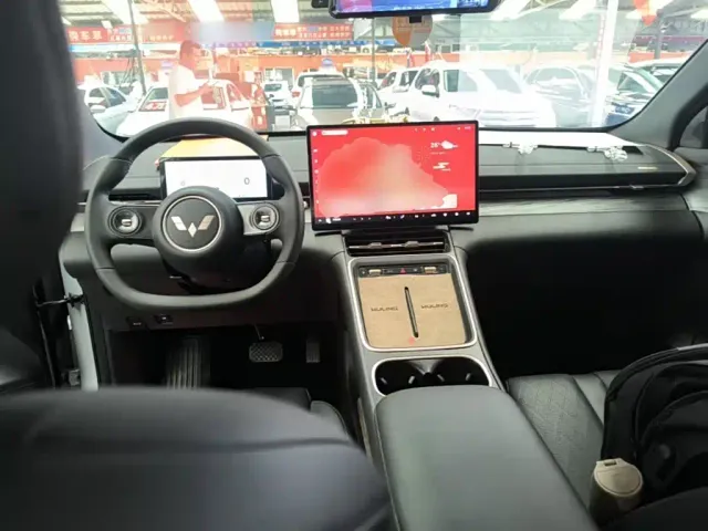 Wuling Starlight S — Фото автомобиля 9